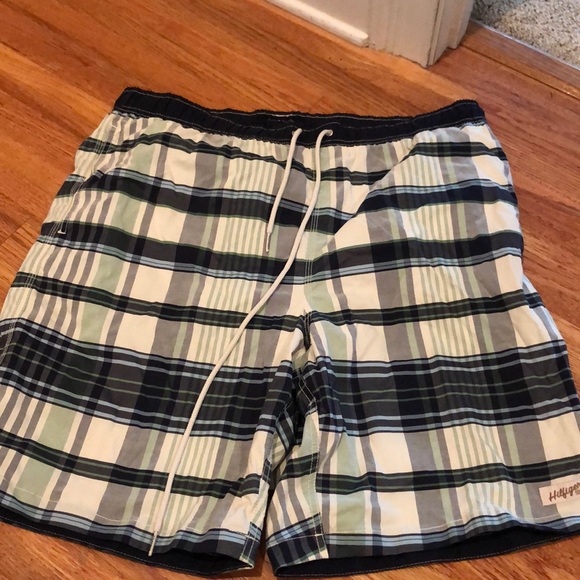 Men’s Tommy Hilifiger bathing suit - Picture 1 of 1